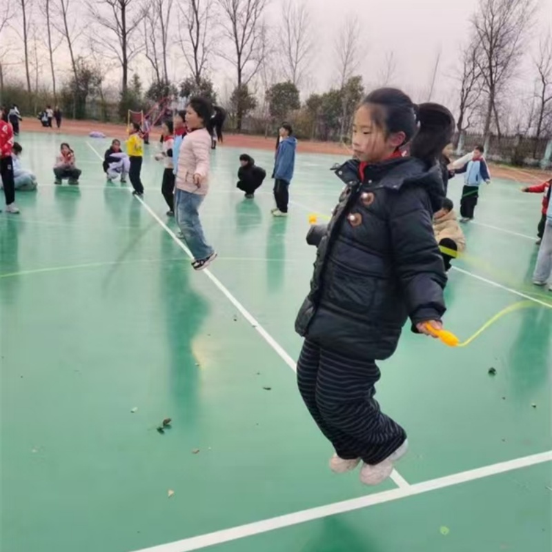 阳光体育伴成长 活力校园展新颜——江苏省徐州市铜山区伊庄镇关工委联合中小学推进落实“2 15 专项行动”