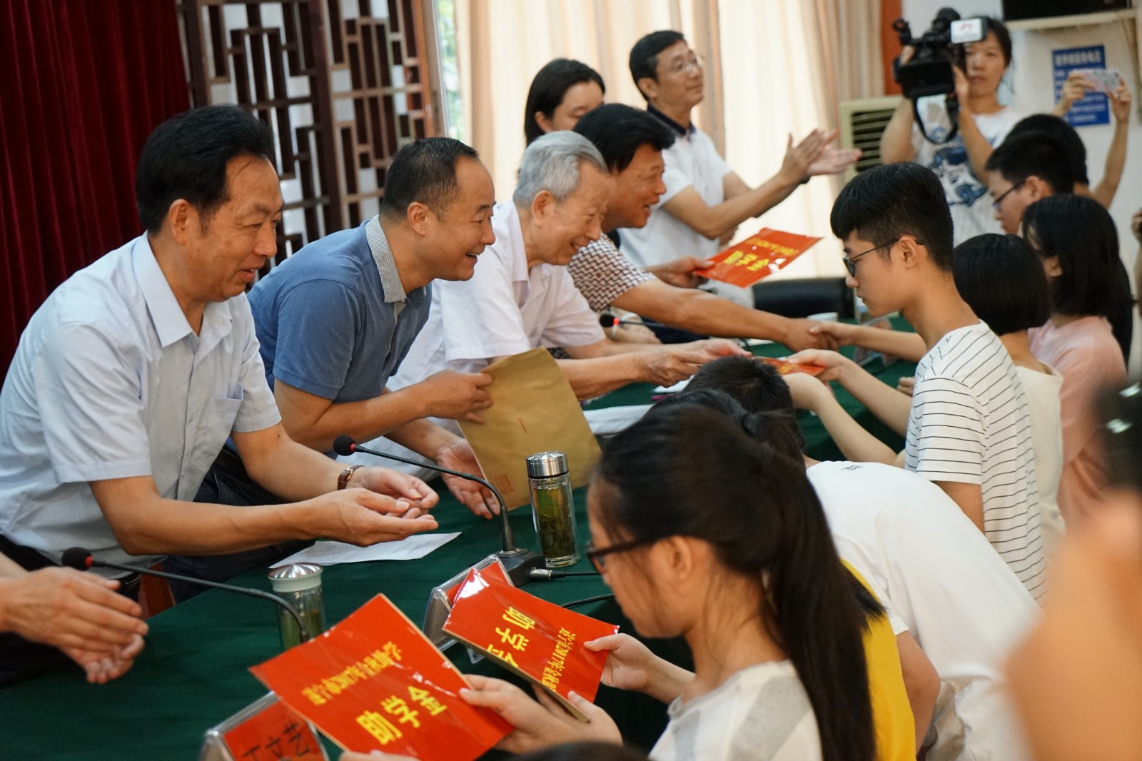 1725503076346902.jpg 3.jpg