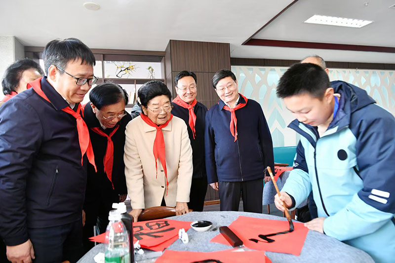 1747643036888161.jpg 2fd6060a5882d8f1fb940ad8a605af01.jpg