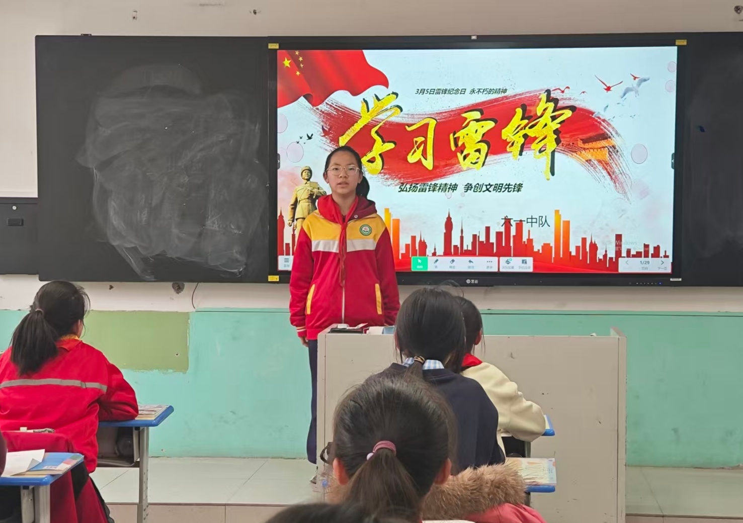 学雷锋 做志愿 共同奋进“十五五” ——内蒙古自治区赤峰市元宝山区马蹄营子小学关工委开展学雷锋活动