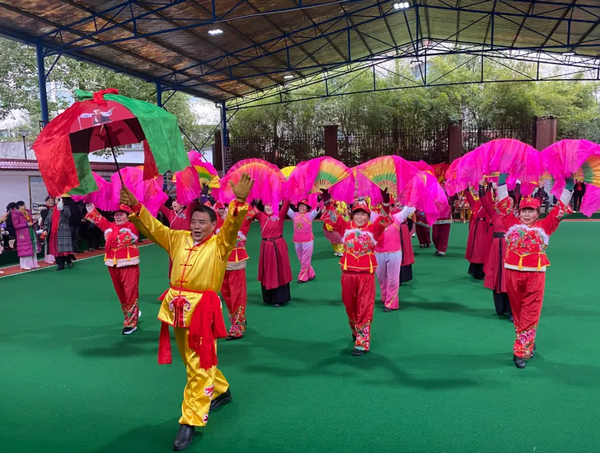 贵州省贵阳市乌当区离退休干部欢聚一堂闹元宵