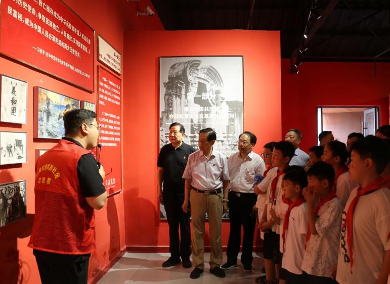 河南省商丘市关工委举行2025年“青少年党史学习月”活动启动仪式