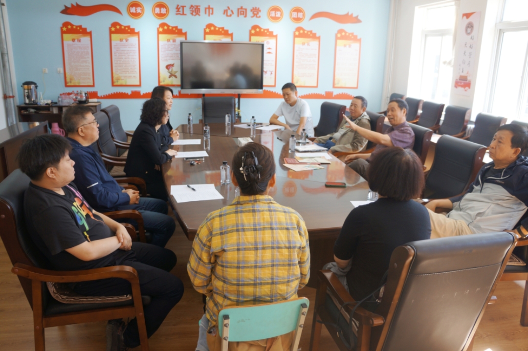 辽宁省抚顺市关工委赴五十中学调研思政课改革