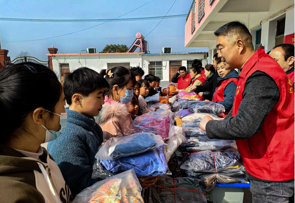 安徽省巢湖市夏阁镇关工委：点亮“微心愿” 共筑童心梦