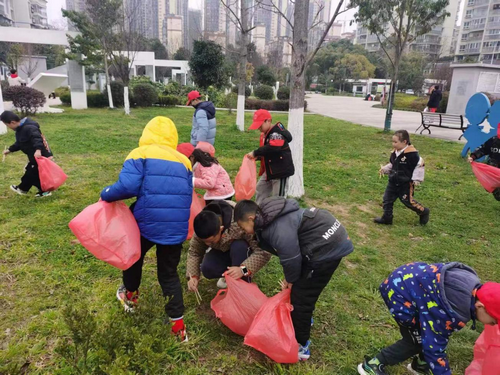 贵州省贵阳市乌当区龙广街道关工委：大手拉小手 共创文明城