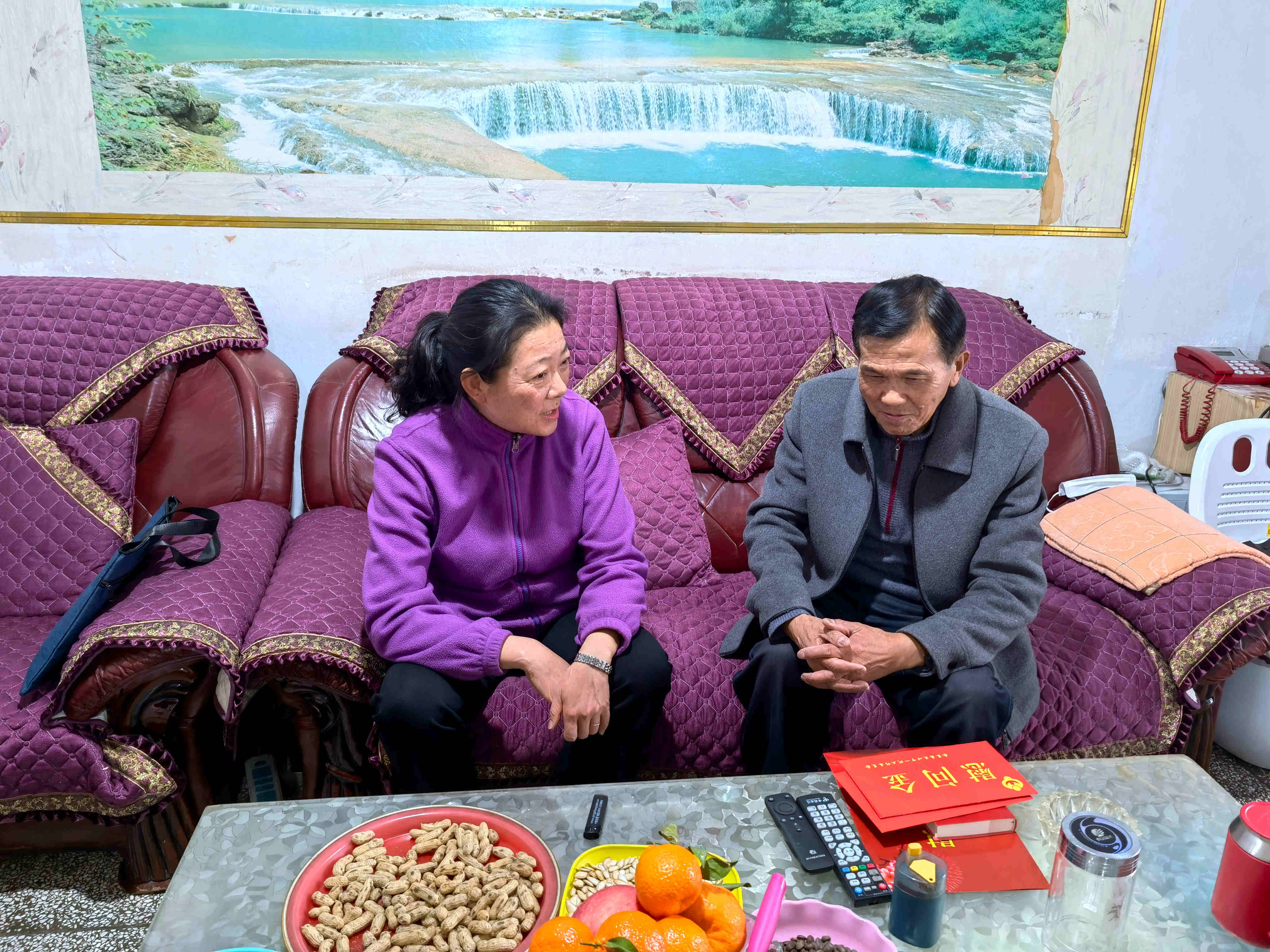 会东县关工委走访慰问驻会老领导和“五老”