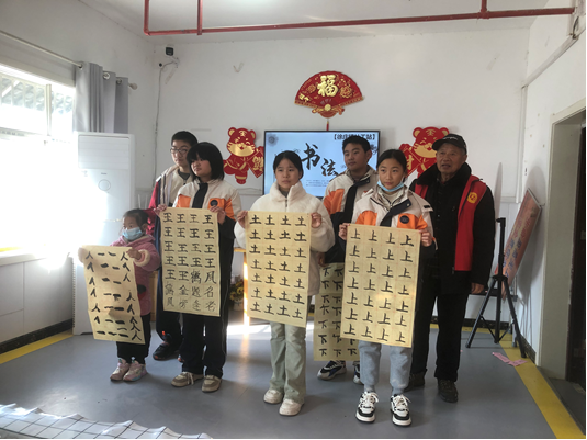 徐州经开区徐庄镇：趣味游戏“暖童心”，爱心陪伴“助成长”