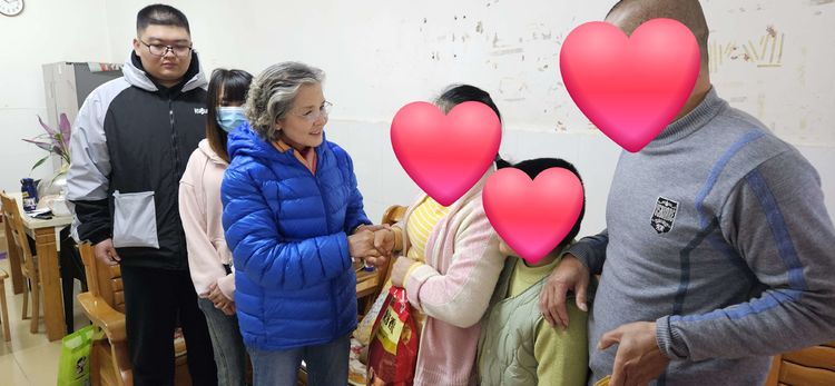 海南省海口市美兰区关工委携手海甸街道工委等部门开展新春走访慰问活动