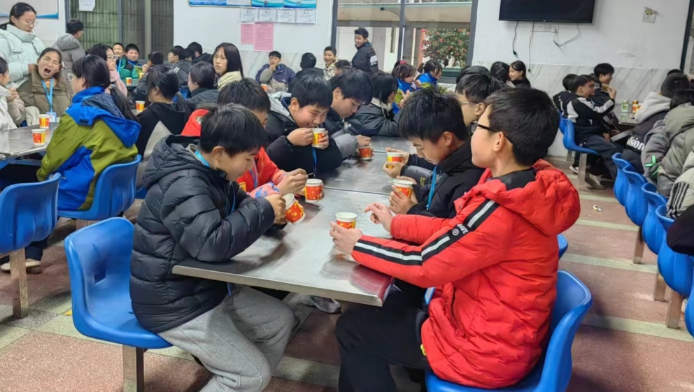 江西抚州崇仁：关爱留守儿童，欢乐过元宵！