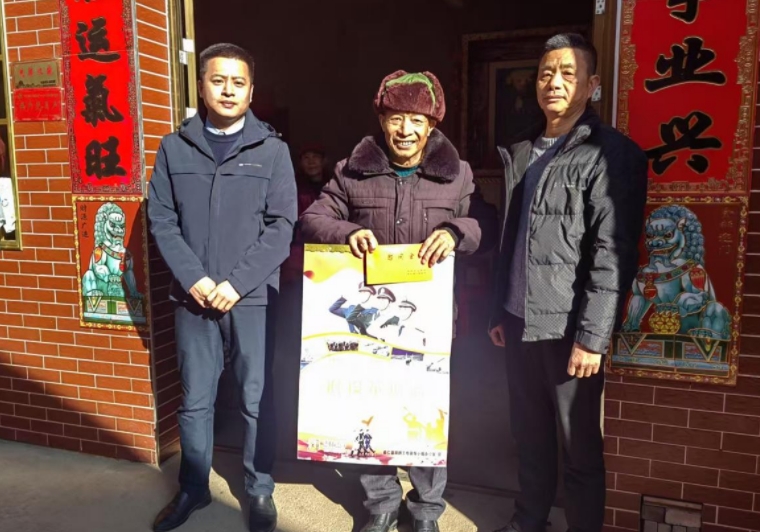 江西抚州崇仁县退役军人事务局关工委开展“情系老兵，暖心尊崇”春节慰问活动