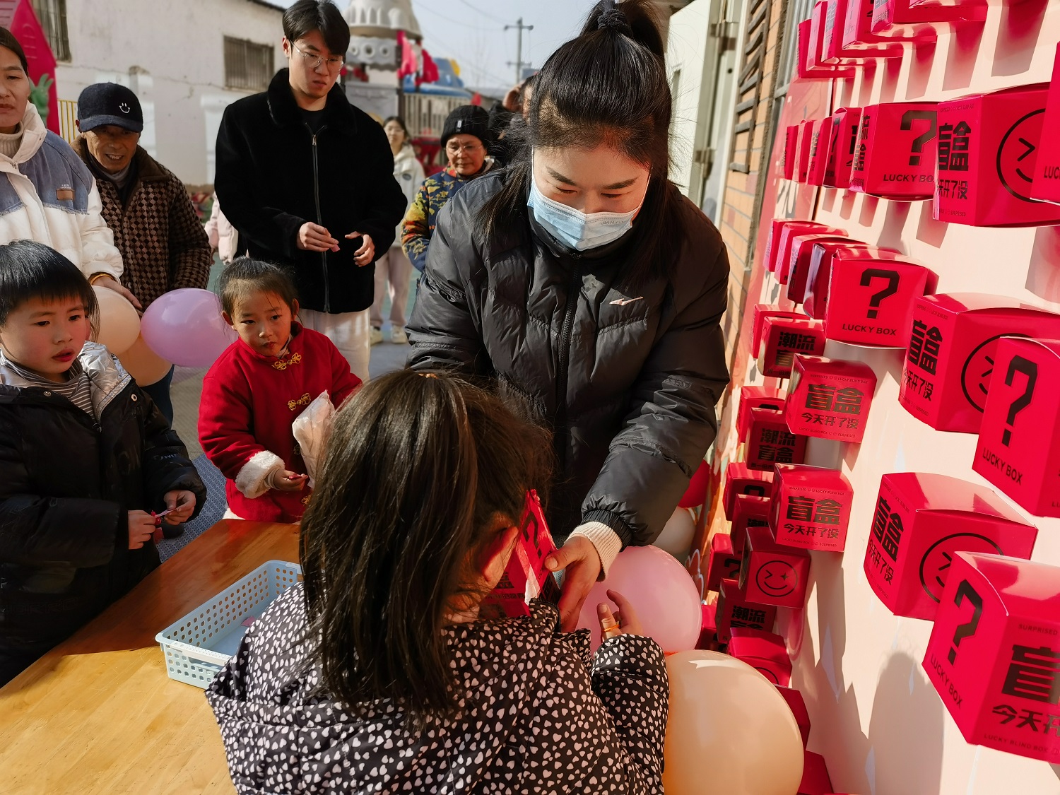 江苏省徐州经开区徐庄镇王桥村关工委开展“‘逸’起‘盲’不停 ”迎新春活动