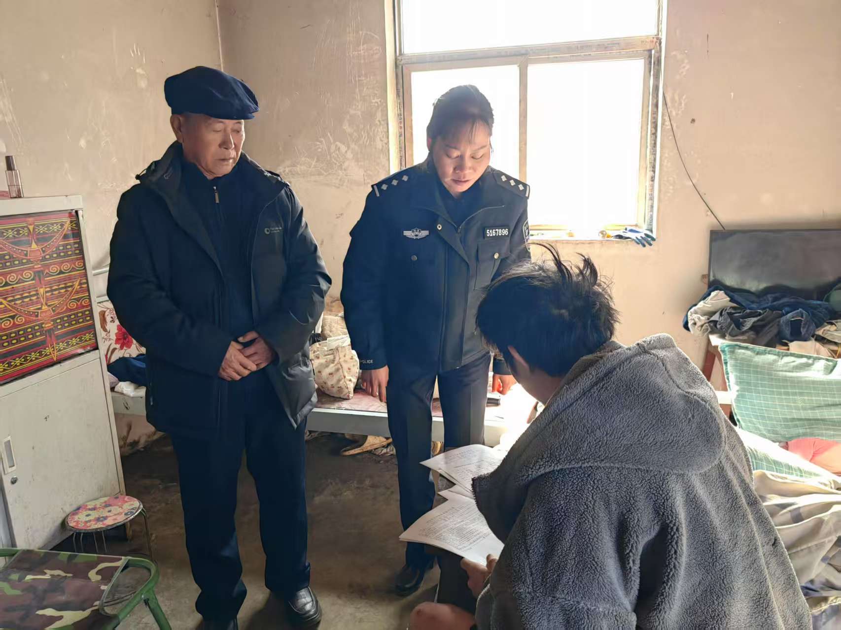 四川省凉山州盐源县关工委到龙塘镇走访未成年社区矫正对象