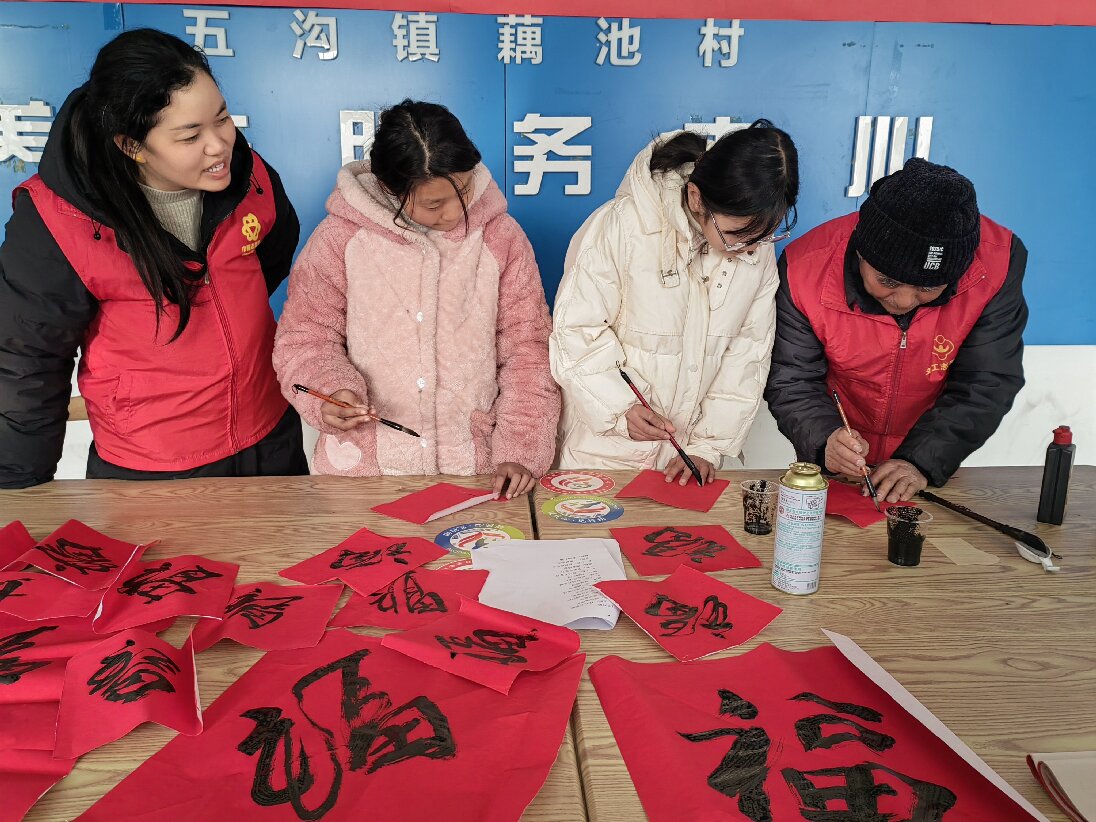 五老寒假忙不停，关心关爱总关情——淮北市濉溪县五沟镇关工委开展寒假送温暖活动