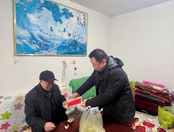 贵州省贵阳市乌当区百宜镇开展节前走访慰问“五老”活动