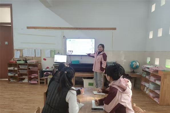 遇见书香 满心芬芳——江苏省徐州市铜山区汉王镇刘庄幼儿园关工委组织教师开展读书分享活动