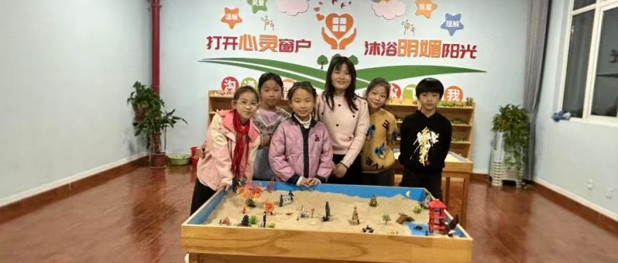 江苏省徐州市铜山区关工委：百余名“五老”送心理健康进社区进农村