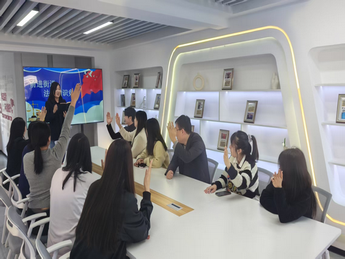 黑龙江省牡丹江市阳明区前进街道办事处 关工委开展“普法我先行 前进在路上”主题活动