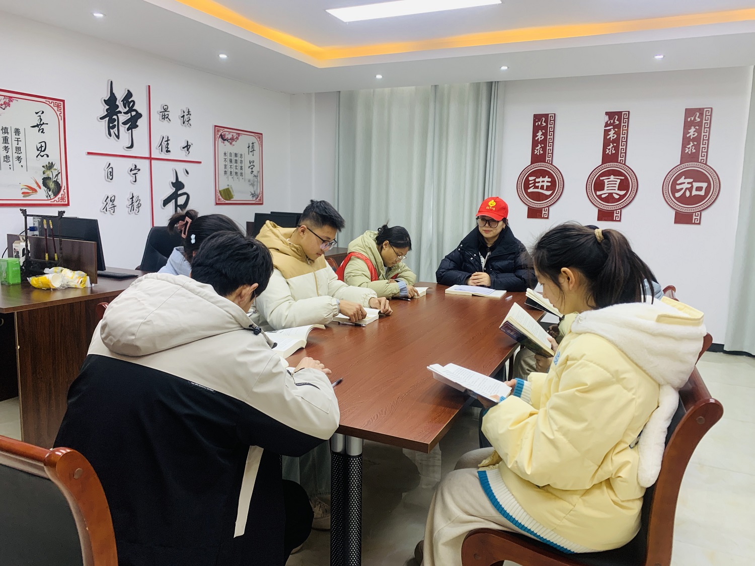 “共润书香 共享好书”青少年读书分享活动