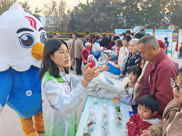 四川省凉山州宁南县宁南县关工委联合开展迎新春禁毒防艾法治宣传教育活动