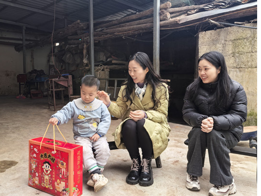 四川省凉山州宁南县商务经济合作和外事局关工委走访慰问结对帮扶困难儿童