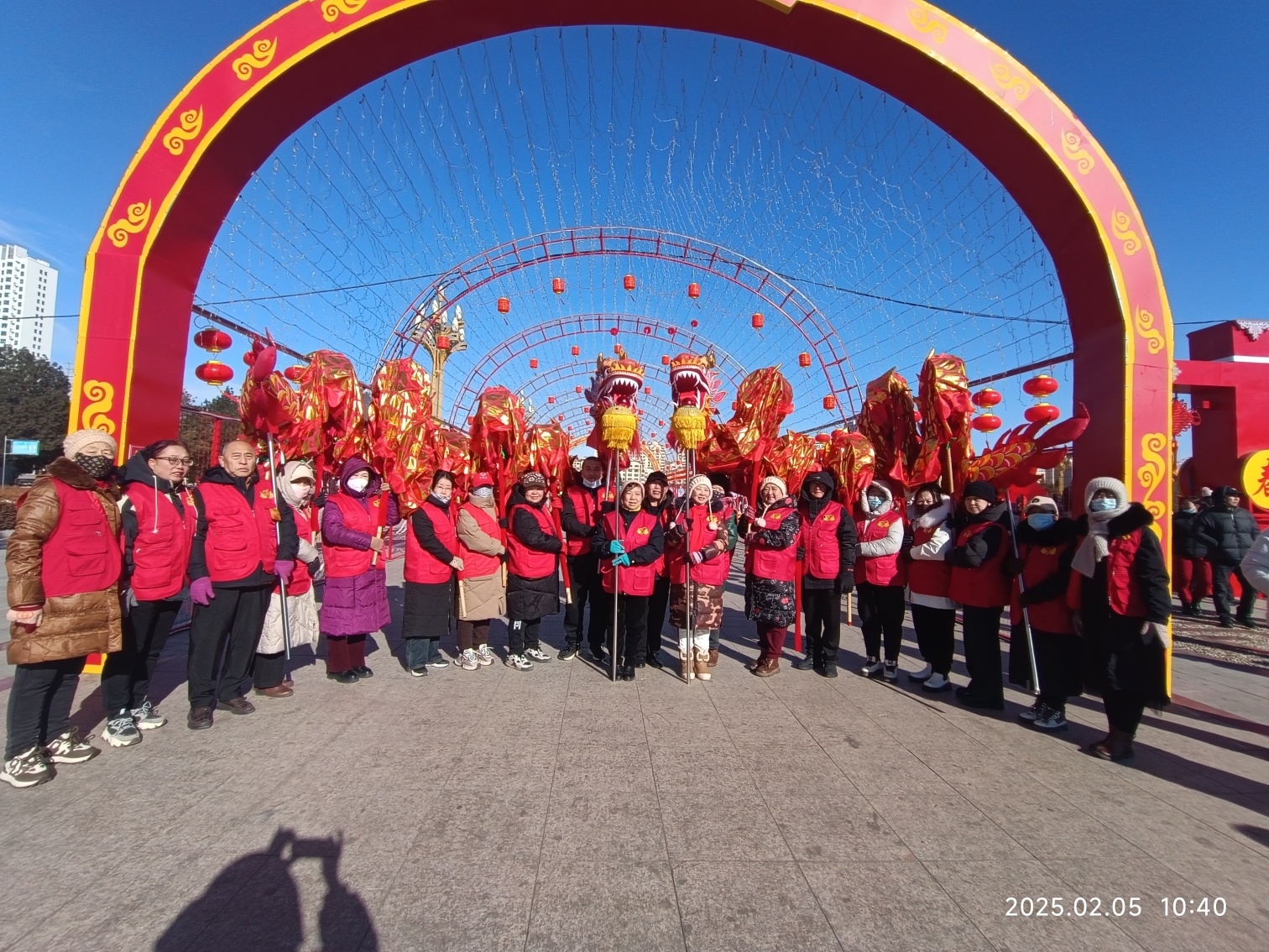 老当益壮  巨龙腾飞 ——内蒙古自治区赤峰市元宝山区平庄城区街道星海社区关工委组织“五老”开展舞龙庆新春活动