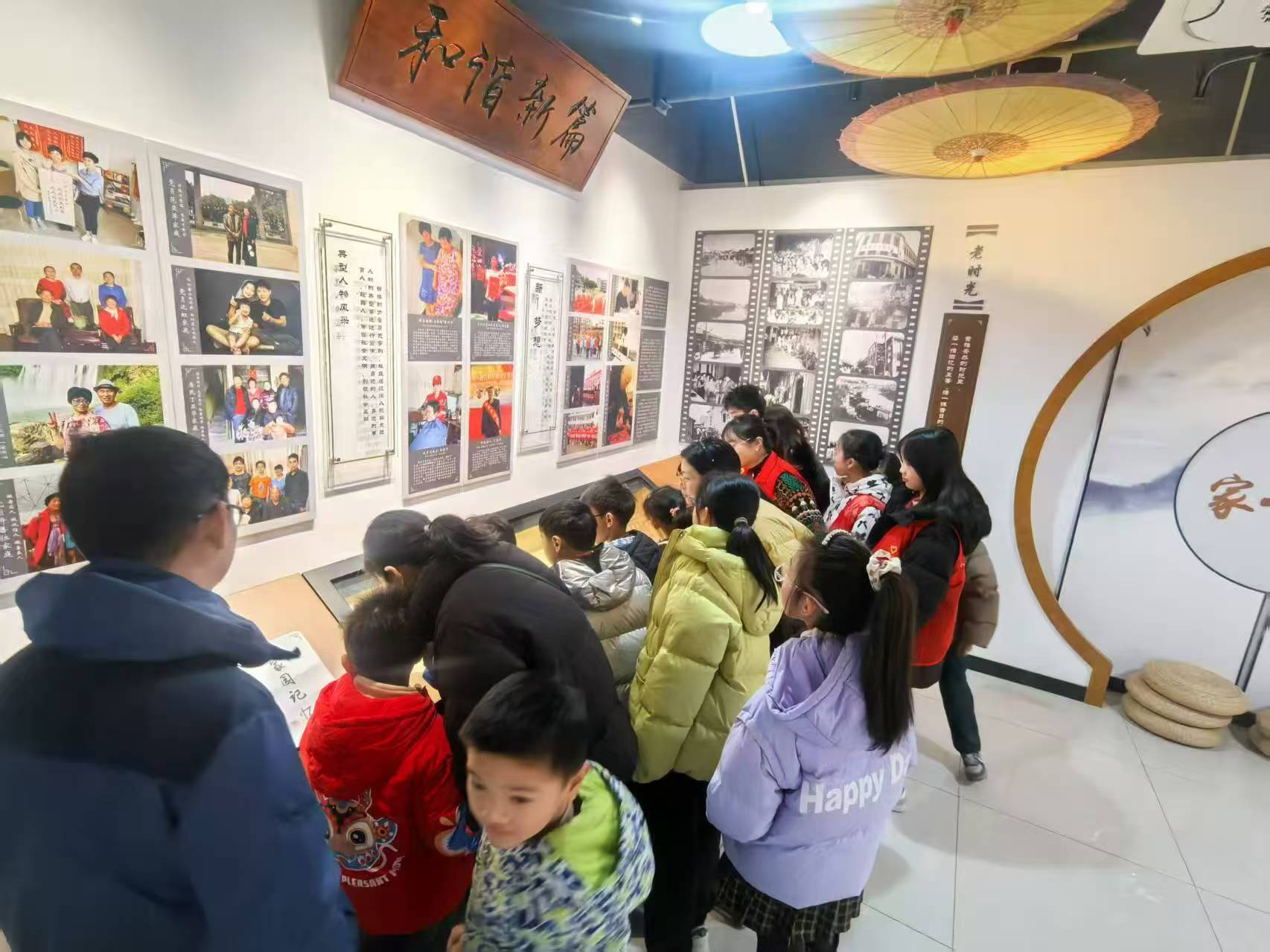 浙江省宁波市奉化区岳林街道民主社区关工委开展庆元宵主题活动