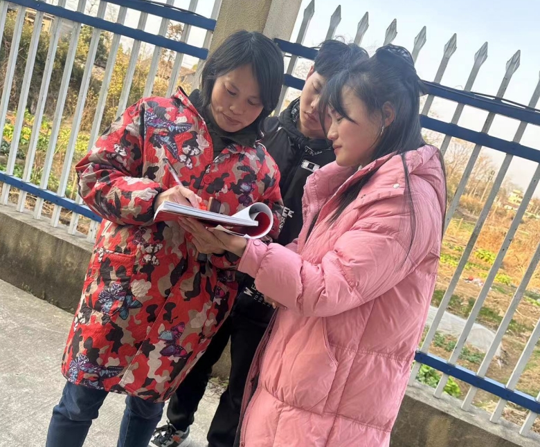 江西省抚州市崇仁县关工委：家访控辍保学确保一个不少