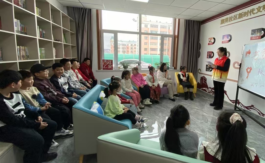黑龙江省牡丹江市绥芬河市阜宁镇旗苑社区关工委开展“书香暖冬 快乐‘悦’读”寒假分享红色活动