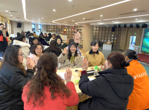 四川省成都市金牛区长庆社区关工委开展“亲子之间‘听’与‘说’的密码”心理关爱活动