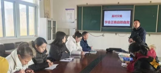 消防安全，预防先行——江苏省徐州市铜山区汉王镇西沿小学关工委开展消防知识讲座活动