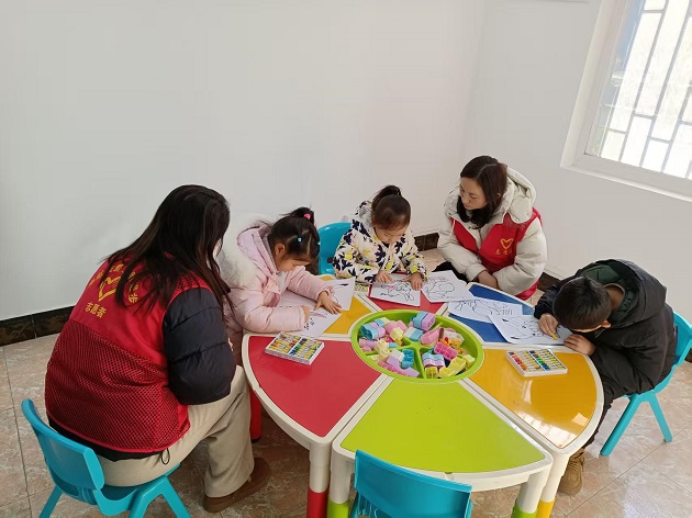 安徽省淮南市田家庵区龙泉街道基地社区关工委组织开展“妙笔生花，趣享童年”主题活动