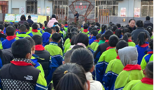 四川省凉山州喜德县关工委联合多部门开展铁路安全宣传教育活动