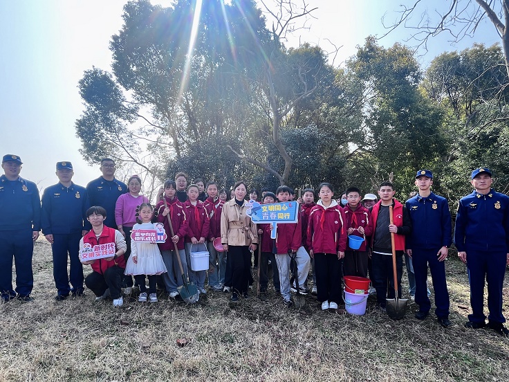 “植”此青绿，共“树”未来——江苏省无锡市惠山区堰桥街道天明社区开展植树节主题实践活动