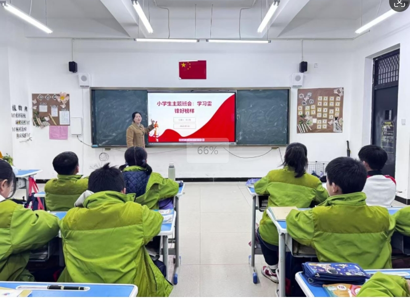 江西抚州崇仁县第一小学关工委开展学雷锋月系列活动