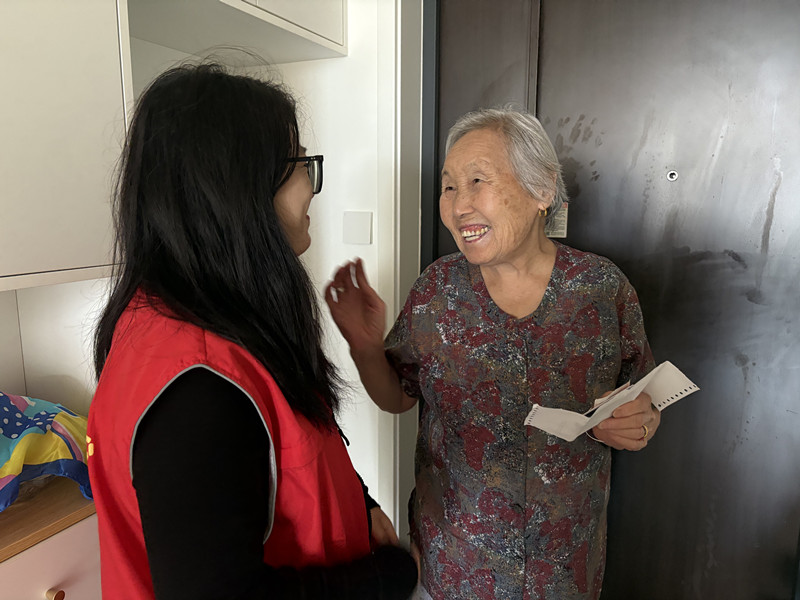 惠泽耆英暖冬岁 上门善举递温情——内蒙古自治区赤峰市元宝山区西城街道新景四季东社区关工委开展暖心服务