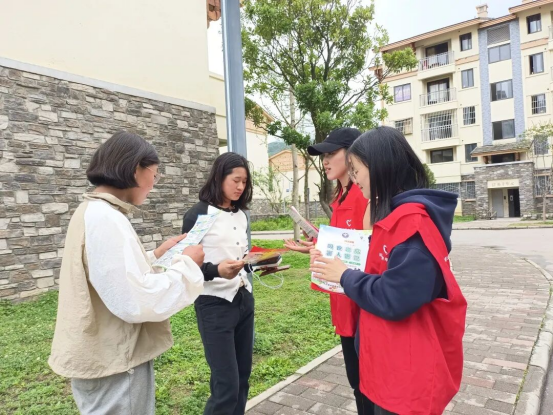 四川省凉山州昭觉县委禁毒办联合县关工委开展禁毒宣传进社区活动