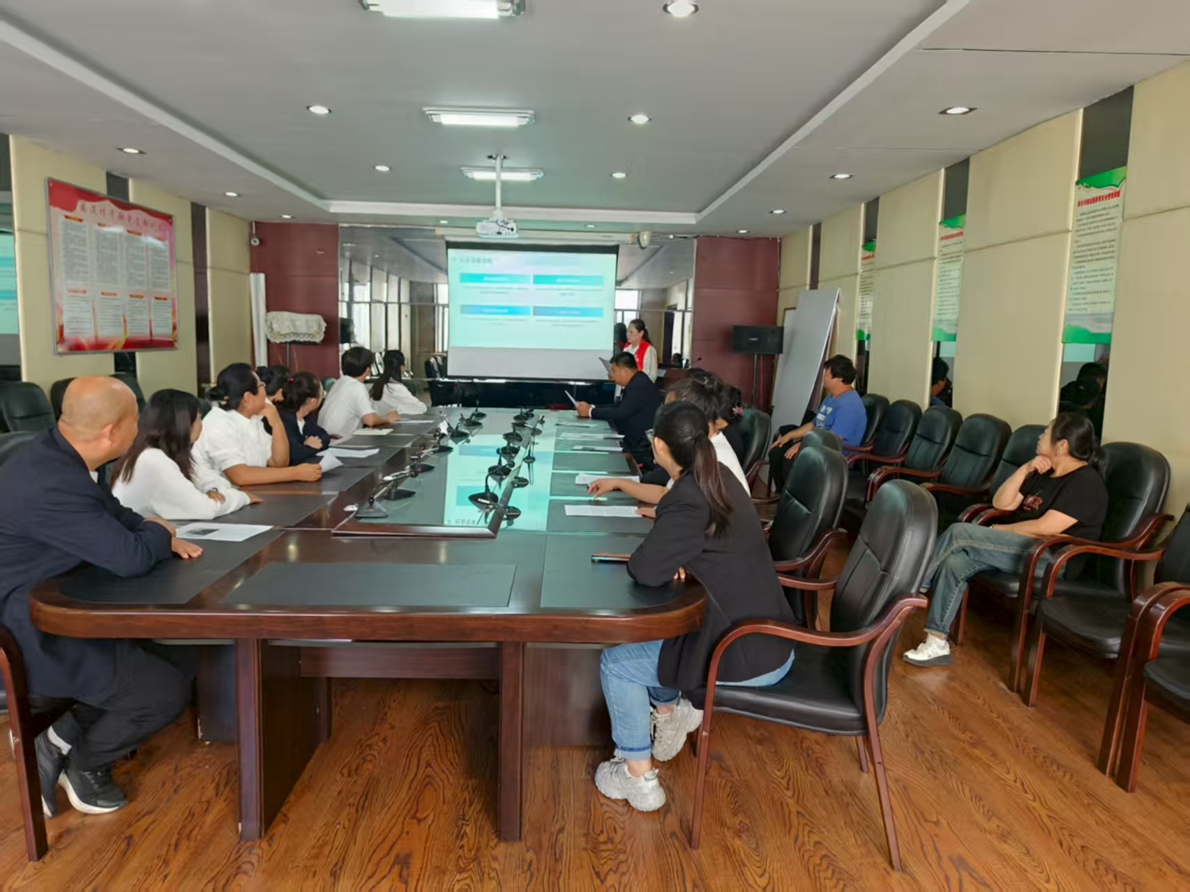 黑龙江省牡丹江市绥芬河市北海社区关工委举办“彩礼减负担，真爱不设限”主题活动