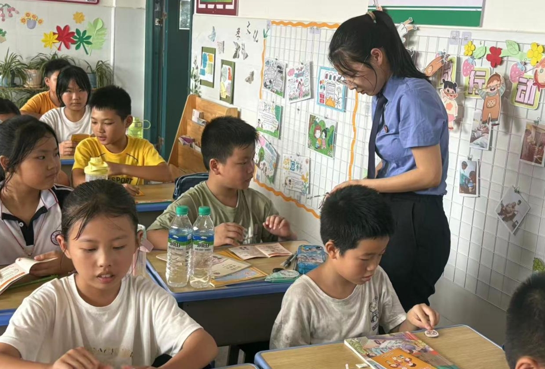 江西省抚州市崇仁县：开展防范性侵害知识讲座勇敢说“不”