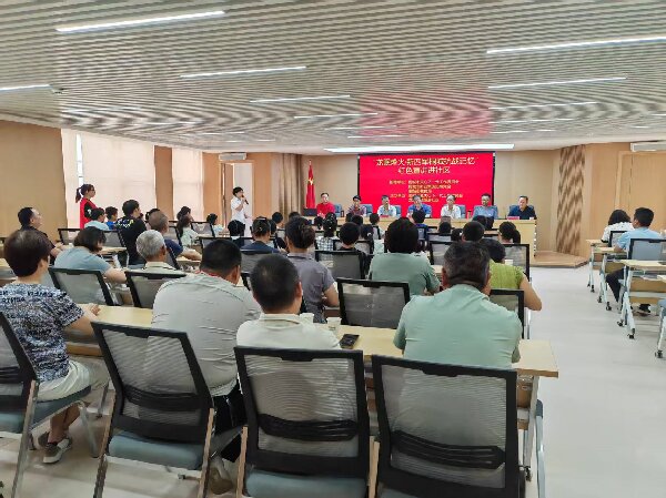 安徽省桐城市关工委开展“龙眠烽火”红色宣讲活动