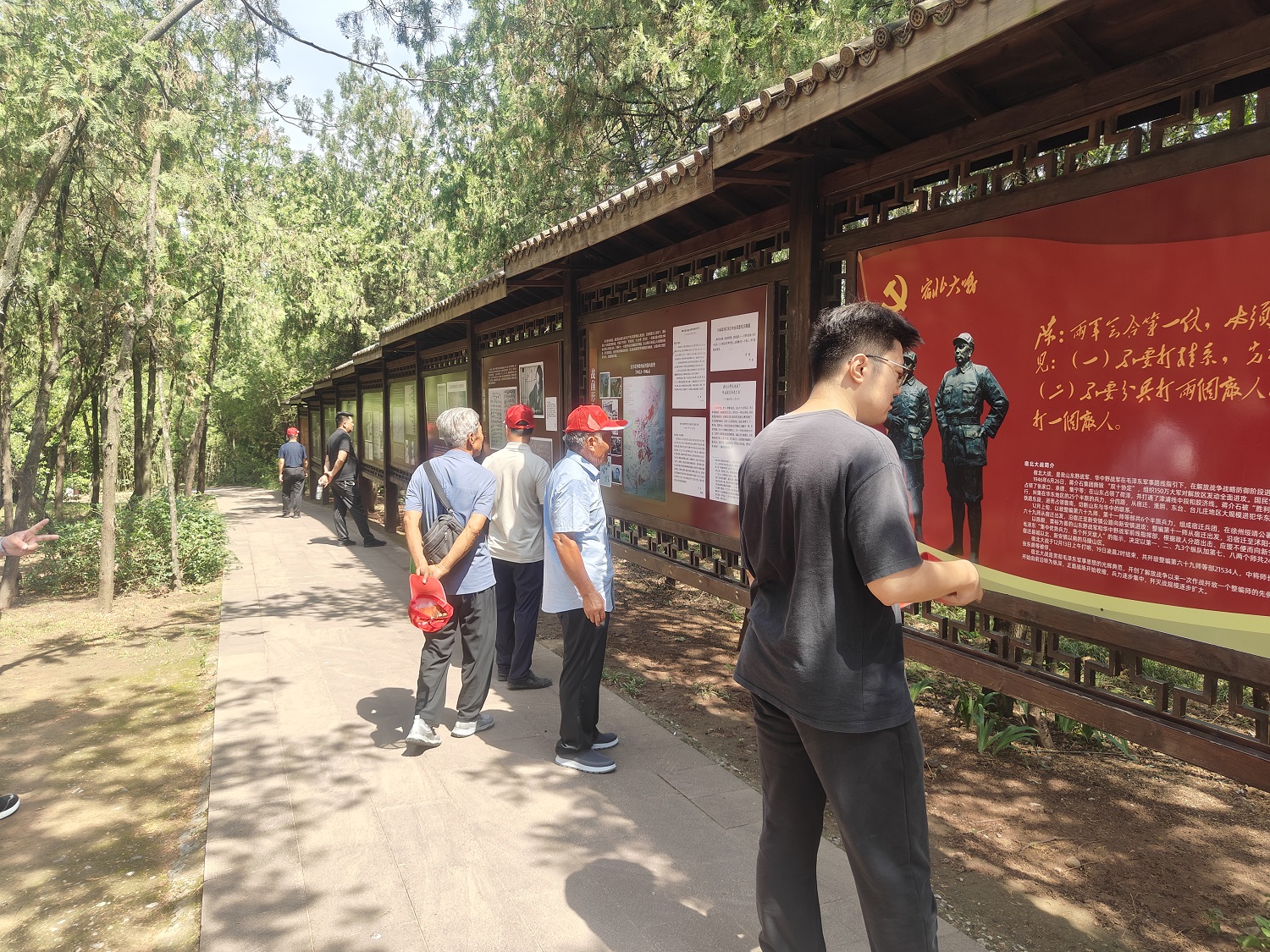 江苏省徐州市经开区徐庄镇张家村关工委赓续红色血脉 银发先锋在行动