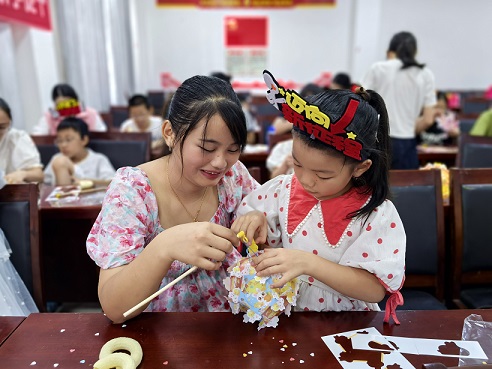 江苏省无锡市惠山区阳山镇光明村关工委：礼赞祖国 情满中秋