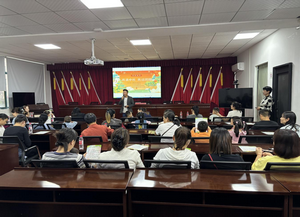 贵州省贵阳市乌当区新创路街道关工委开展“月满中秋，共话团圆”亲子活动