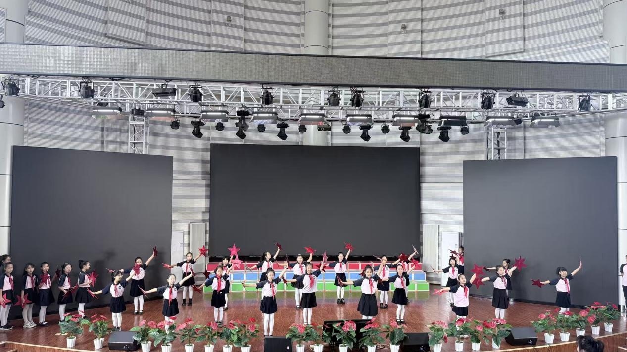 黑龙江省牡丹江市江南实验学校关工委开展“中华魂”主题教育展演节目迎检筹备活动