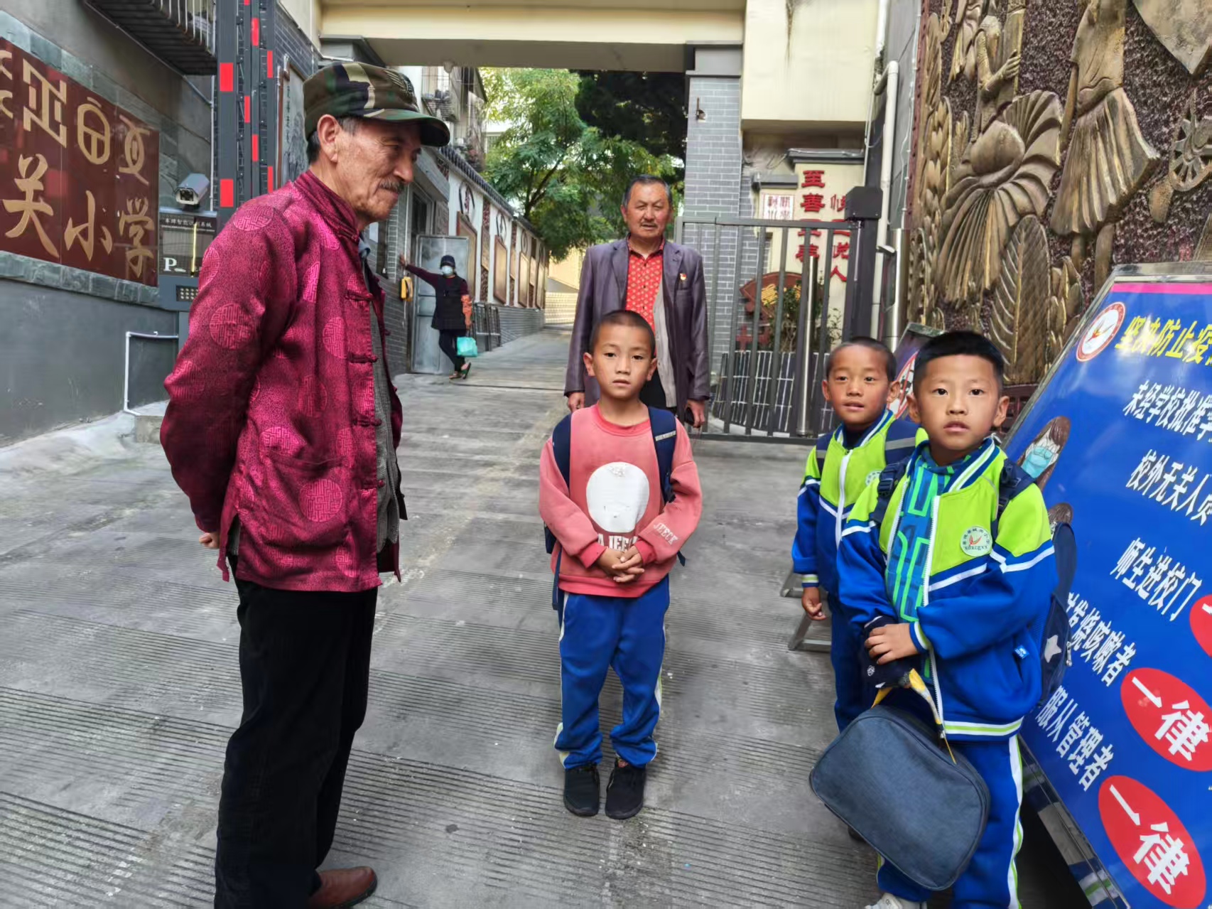 退休不褪色  银龄映初心