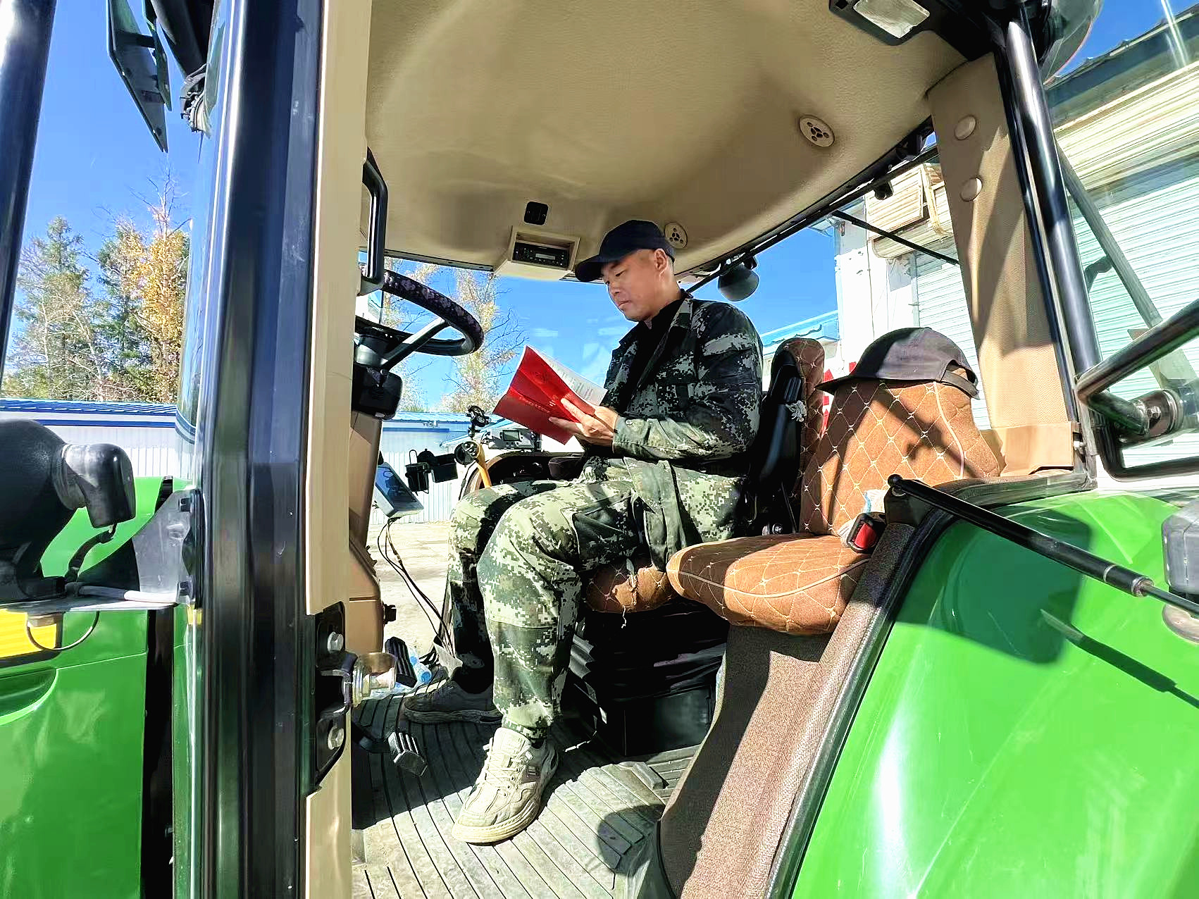 北大荒集团引龙河农场关工委司清杨：黑土地上的“农机创客”