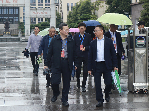 四川省自贡市富顺县政协关工委调研高考综合改革 赋能县域教育高质量发展新篇