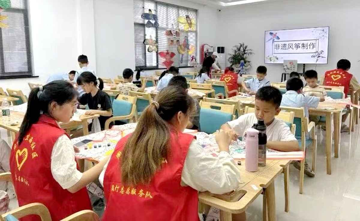 江苏省宜兴市风筝邀请赛，非遗传承项目让“筝”情永续