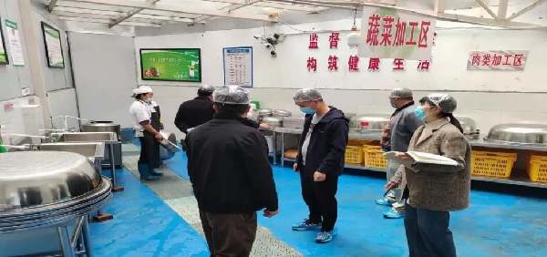 四川省凉山州喜德县关工委开展食堂专项督查，筑牢校园饮食安全防线