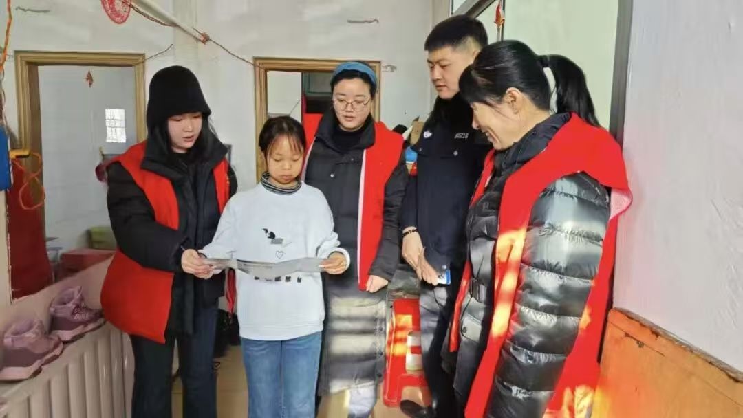 从“集中讲”到“入户聊”——黑龙江省宁安市海浪镇关工委探索儿童普法新路径