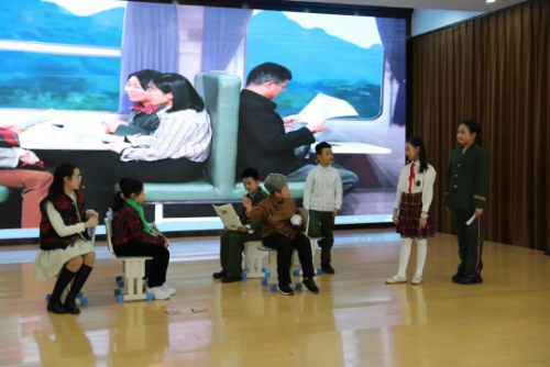 策马扬鞭新学期 雷锋精神伴我行——黑龙江省牡丹江市长安小学举行新学期开学典礼